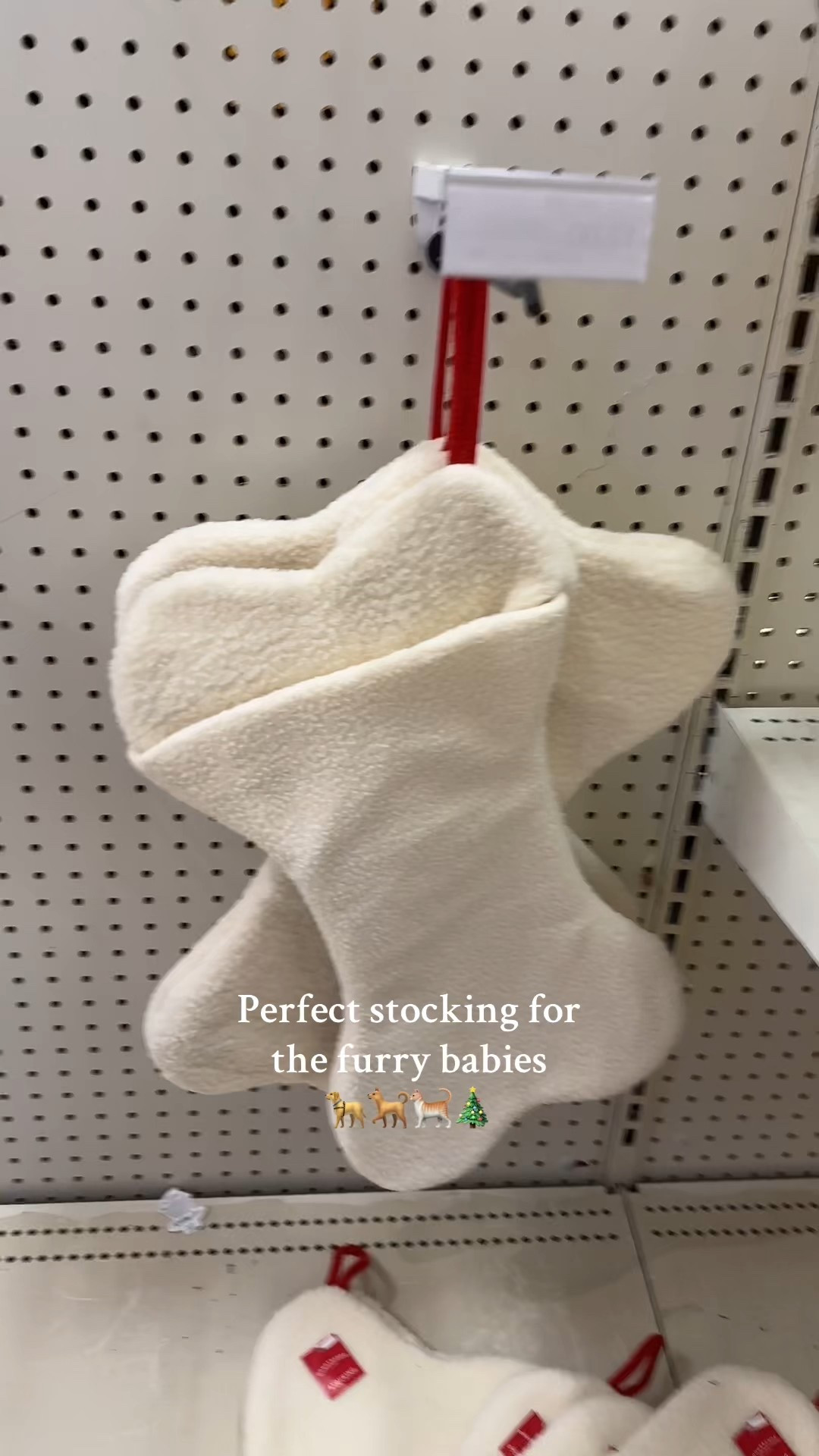 🐕🎄 #dogmom 

#LTKHoliday #LTKHome #LTKSeasonal