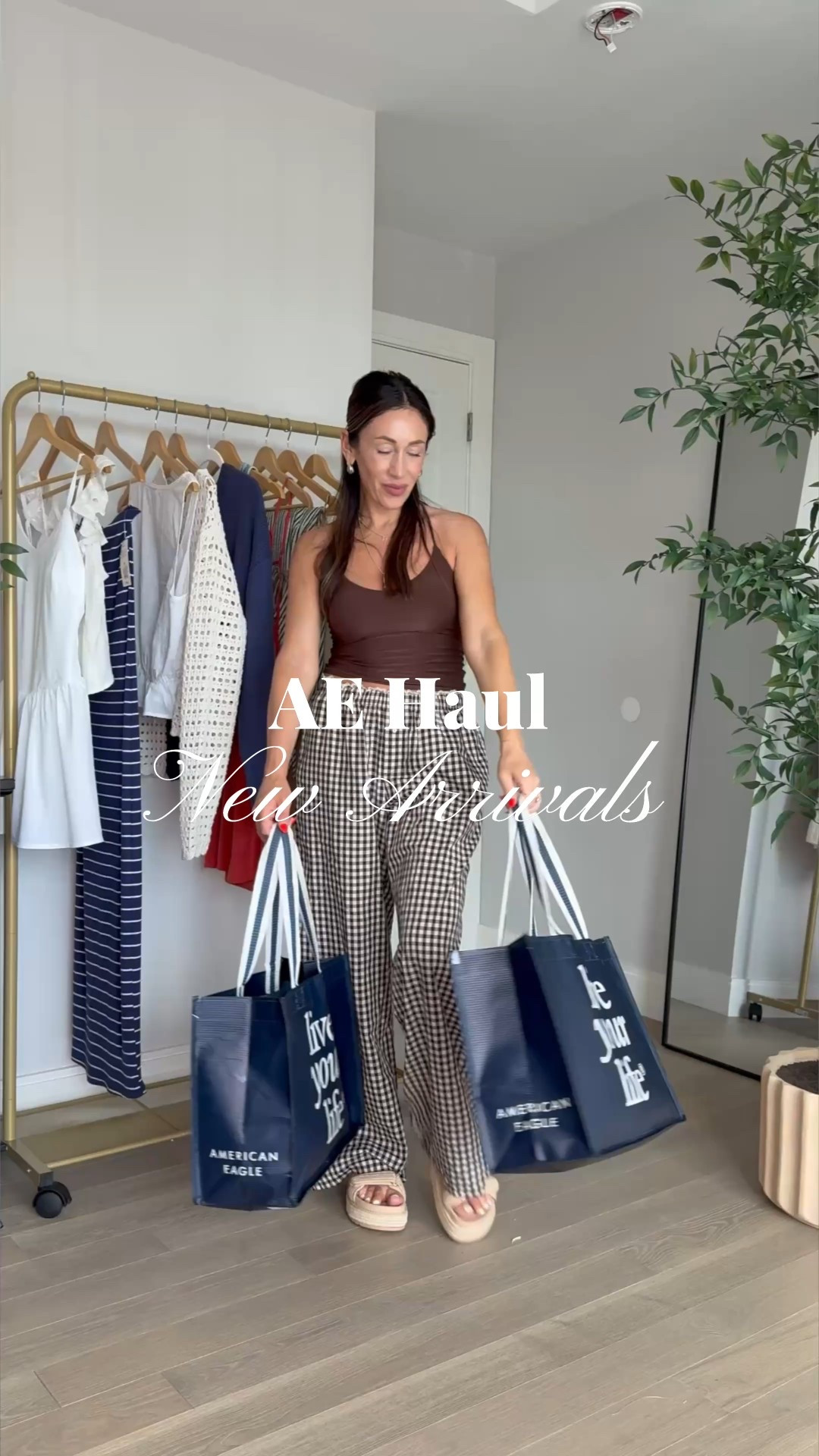 American eagle haul
What new at American eaglee

#LTKSeasonal #LTKStyleTip #LTKSaleAlert