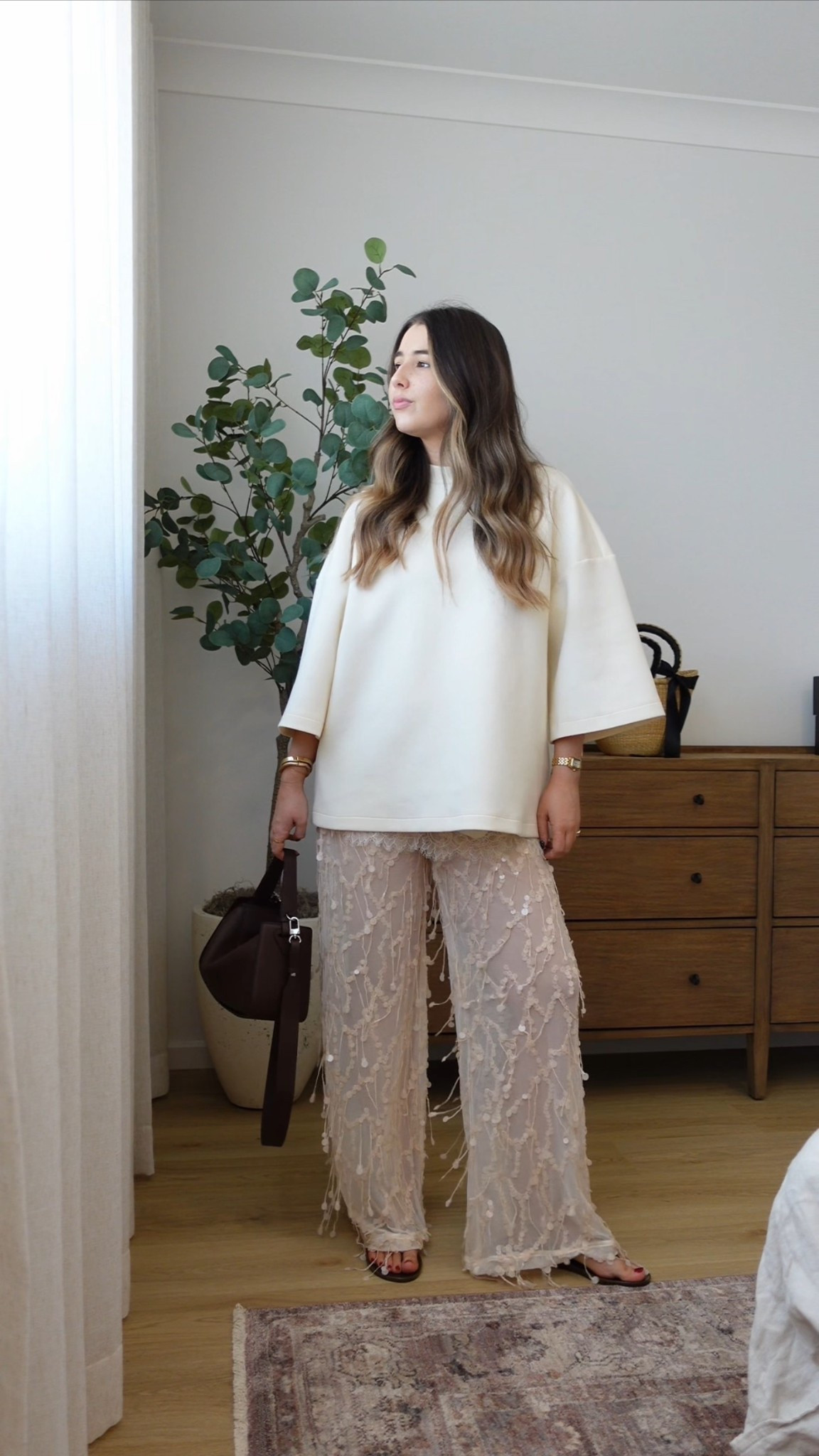 A moment for the pants! 

I’m wearing an 8 in the top and pants xx

#LTKsummer #LTKstyletip #LTKFashionMonth