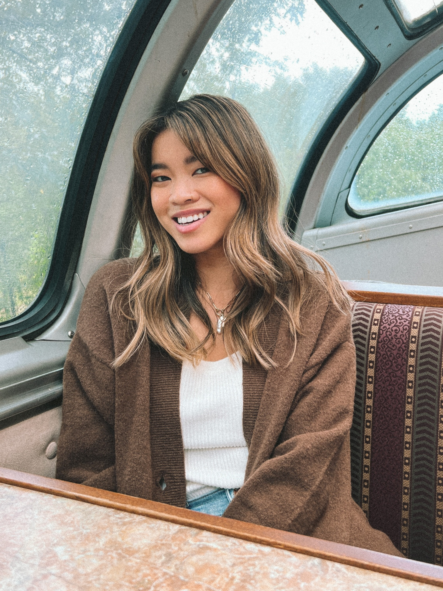 Abercrombie cardigan in XS, perfect for fall!



#falloutfits
#shacket
#fallfashion 
#jeans
#mejuri 


#LTKSale #LTKSeasonal #LTKworkwear