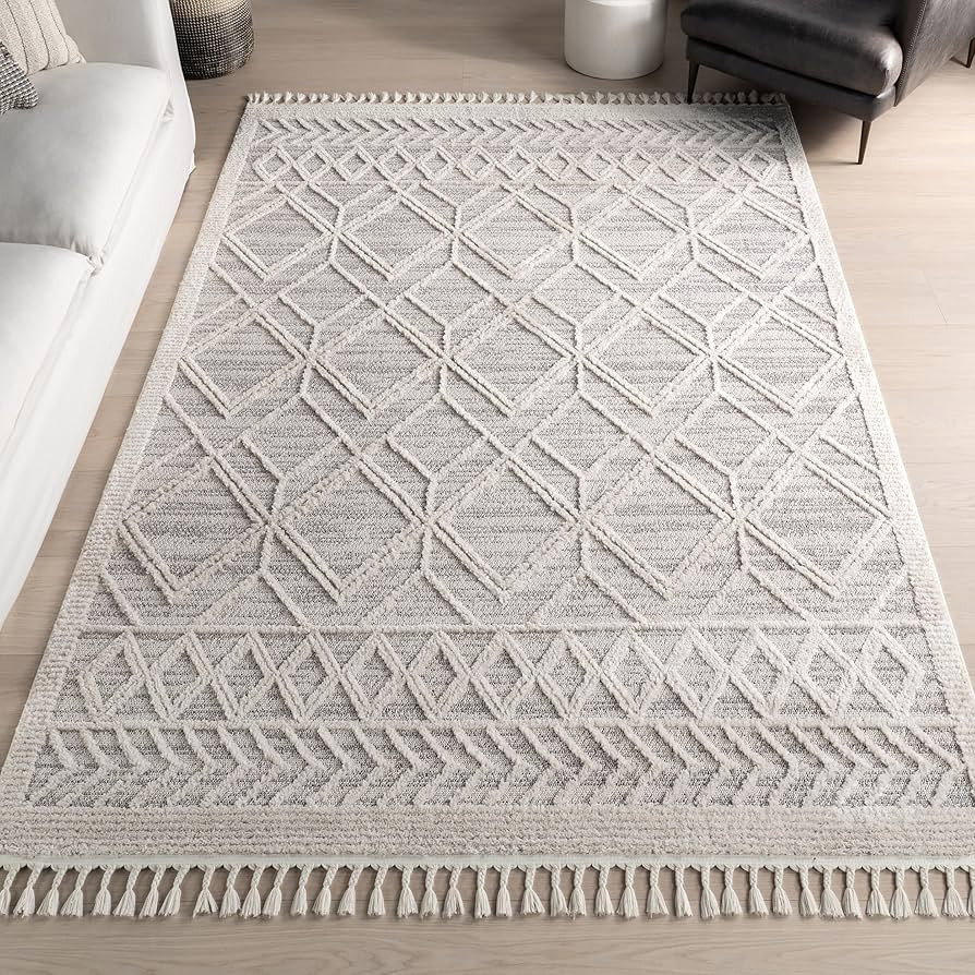 nuLOOM 3x5 Ansley Moroccan Tassel Area Rug, Light Grey, High-Low Textured Bohemian Design, Plush ... | Amazon (US)