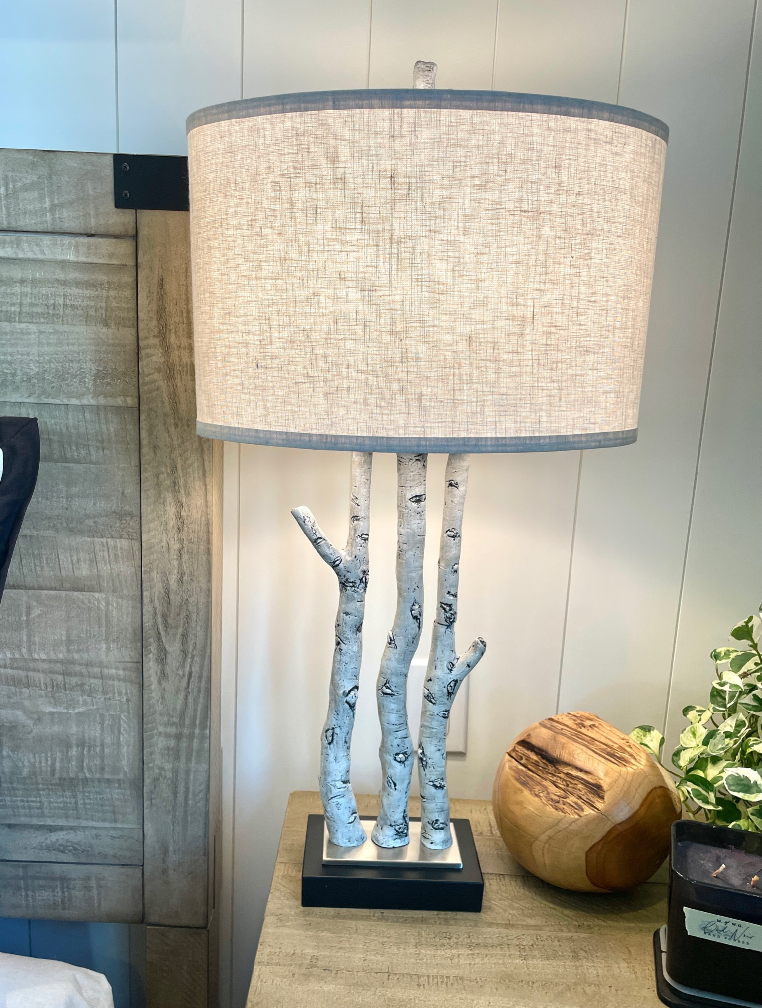 #birchbranchlamp #tablelamp #homedecor #birch #branchtablelamp #bedroomdecor #rustichome #farmhouse #rusticdecor #mancave

#LTKFind #LTKGiftGuide #LTKhome