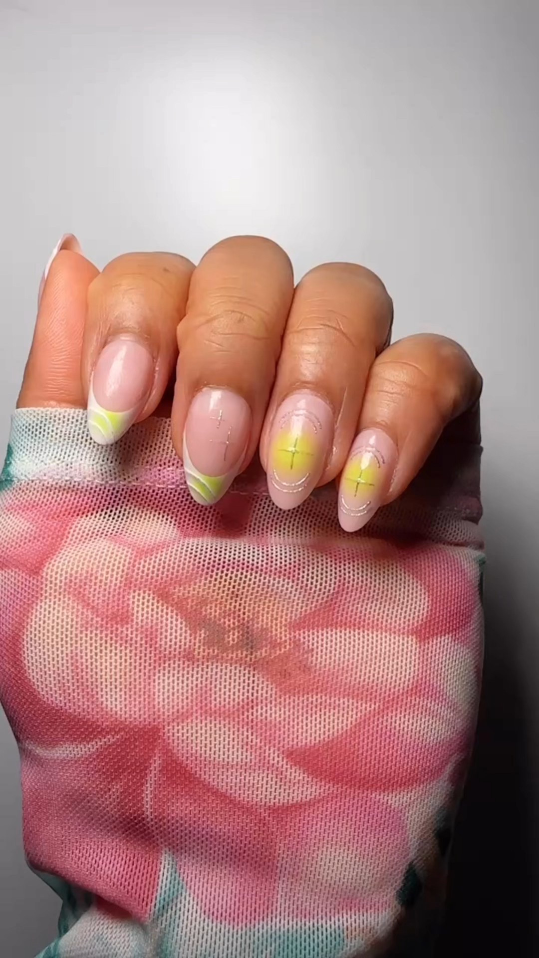 My favorite style is my nails! And it takes me only 5 minutes to apply.

#LTKWatchNow #LTKStyleTip #LTKBeauty