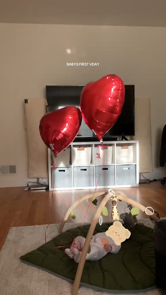 Minimal tv stand/ shelf system

#LTKFamily #LTKSpringSale #LTKHome