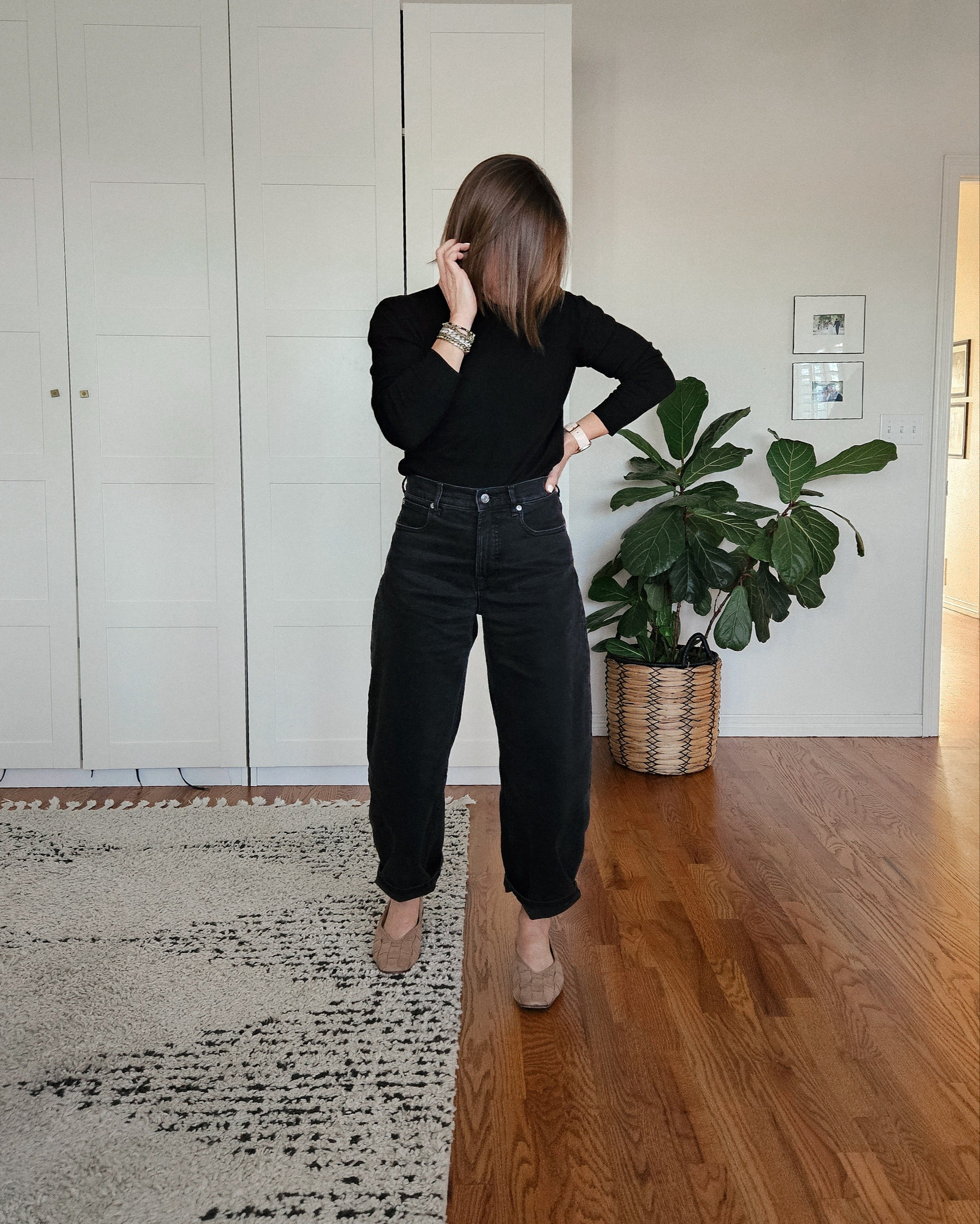 Monochromatic made interesting with shapes.Jeans TTS, Shoes size down 1/2.

#LTKover40 #LTKfindsunder100 #LTKstyletip