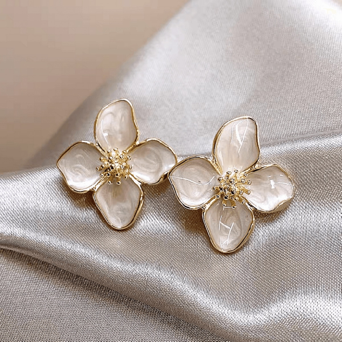 Fashion Zinc Alloy Flower Stud Earrings For Women For Daily Decoration | SHEIN