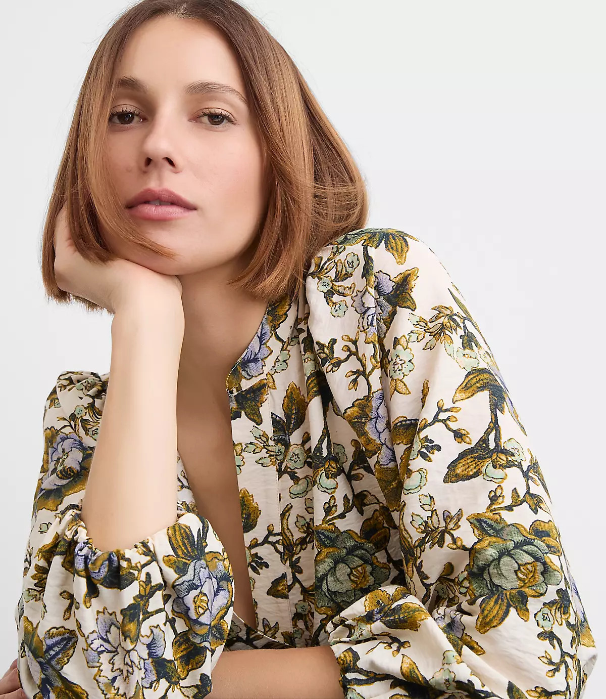 Petite Floral Blouson Sleeve Split Neck Blouse | LOFT