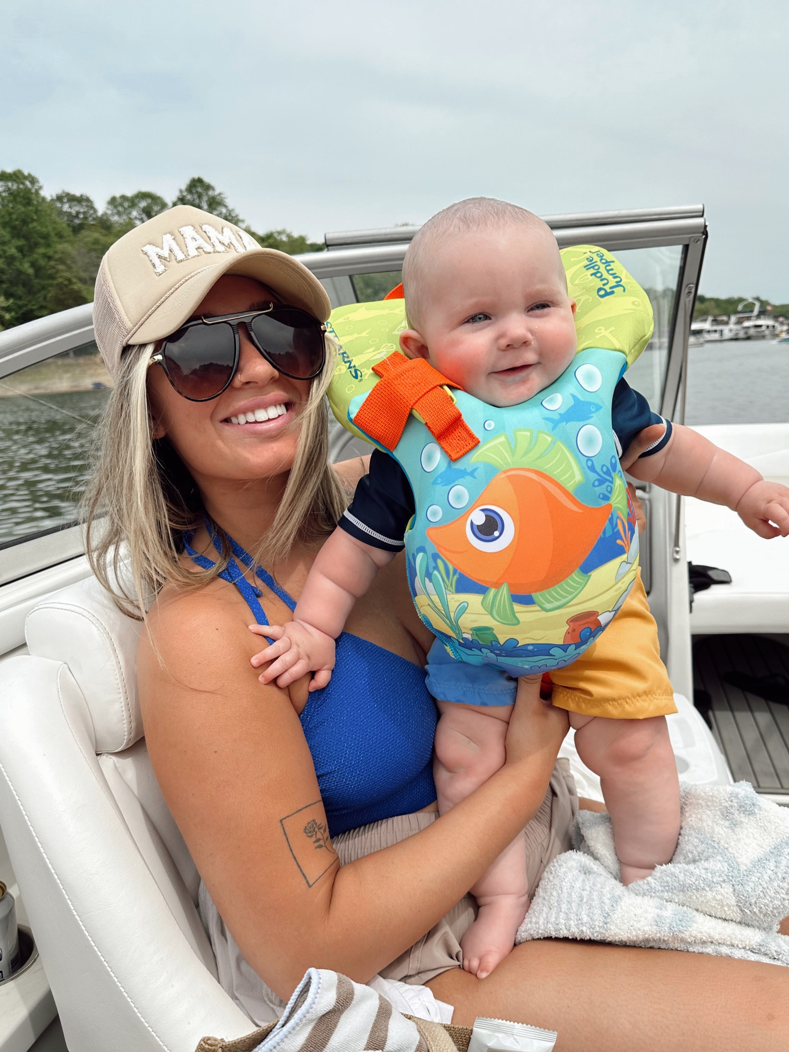Lake days 🚤

We had to run around last minute finding Neyland a floaty and swim trunks! Bubba is a chunk! Hat is Alterd State 🥰

#LTKSeasonal #LTKFind #LTKswim