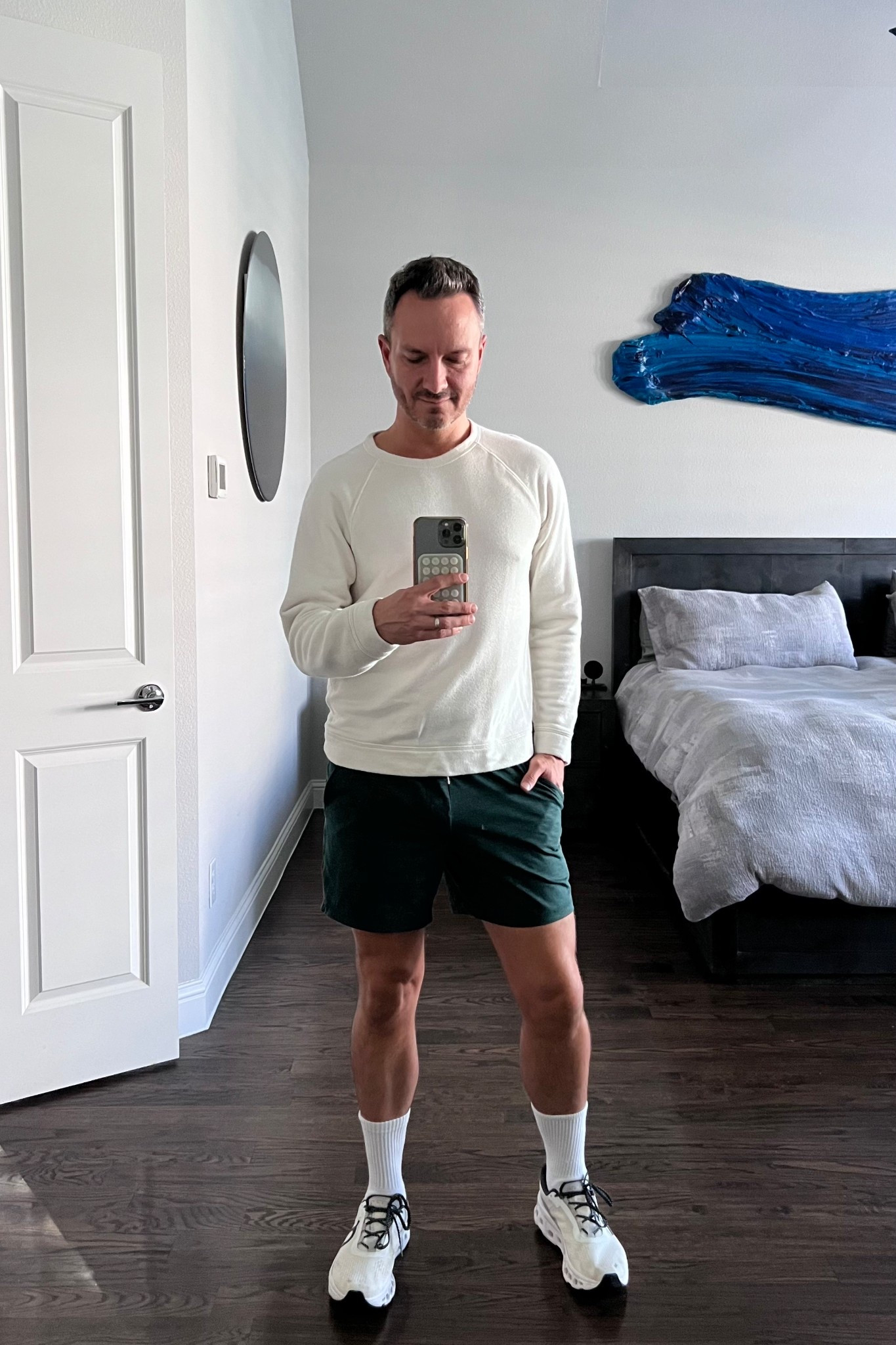 When the weather can’t decide if it is hot or cold, you do a transitional fit.

#LTKSeasonal #LTKMens