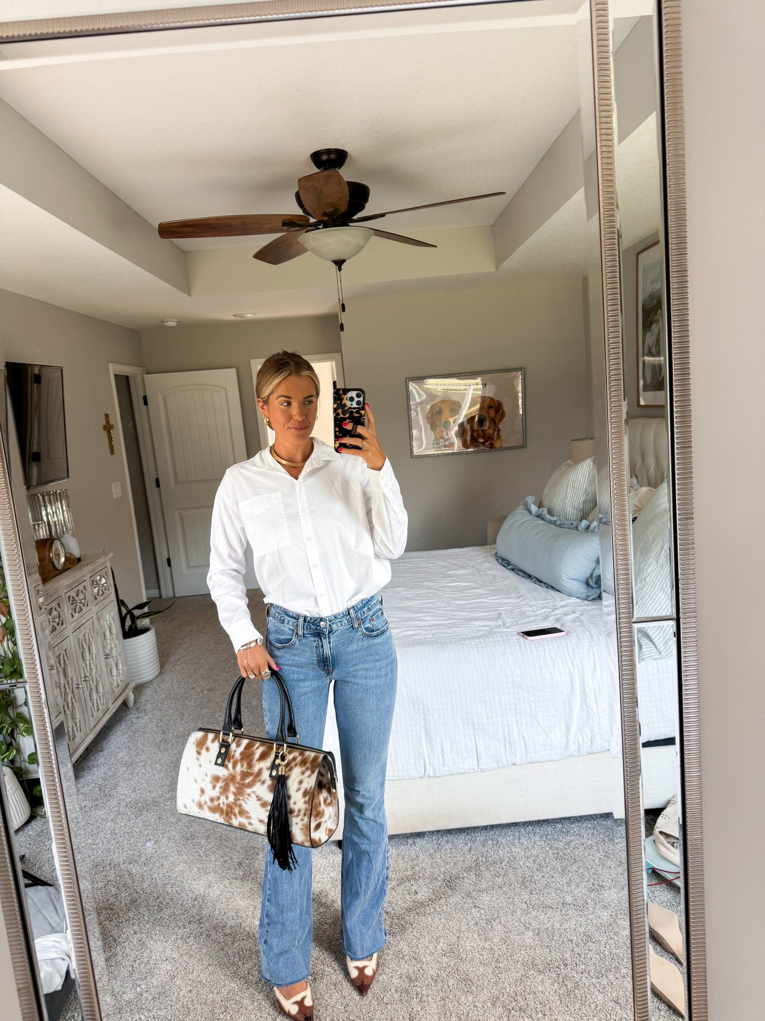 size 26/long in jeans — this shirt is from last season but i found similar! bag is from Kelly Tooke 💘

#LTKStyleTip #LTKSeasonal #LTKWorkwear