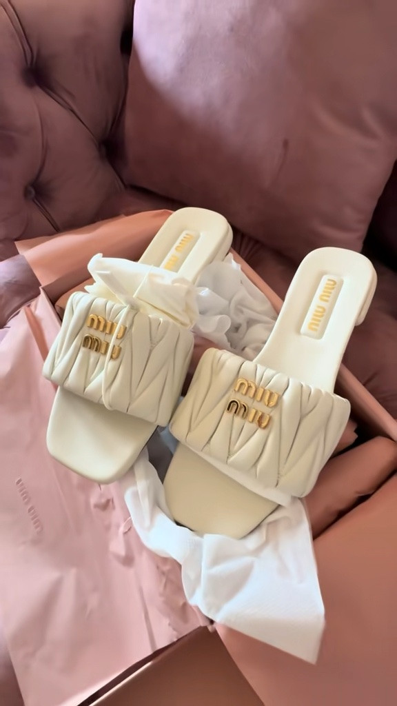 Miu Miu unboxing! ☀️