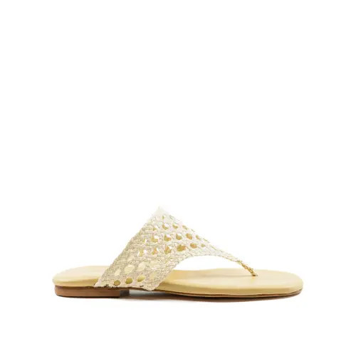 Andrea Gomez Brenda Flat in Ivory at Nordstrom, Size 40.5 | Nordstrom