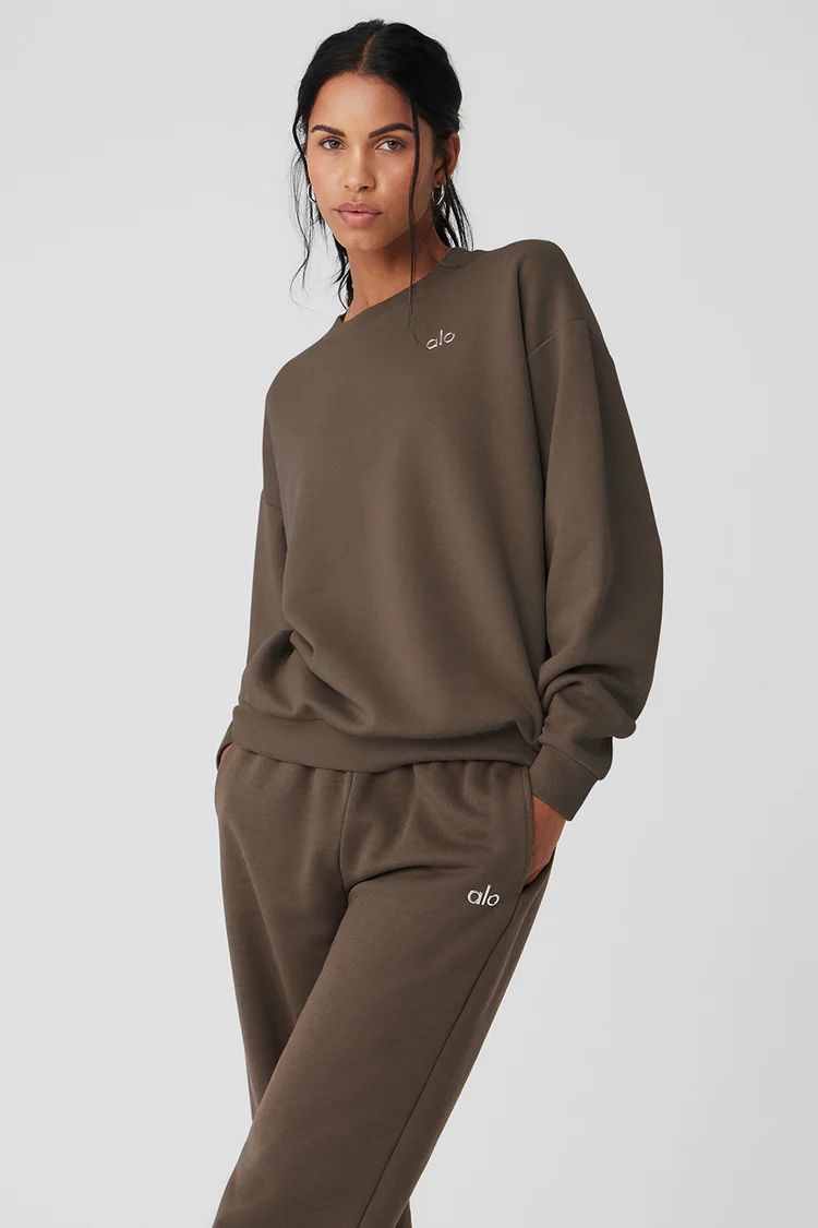 Accolade Crew Neck Pullover - Olive Tree | Alo Yoga