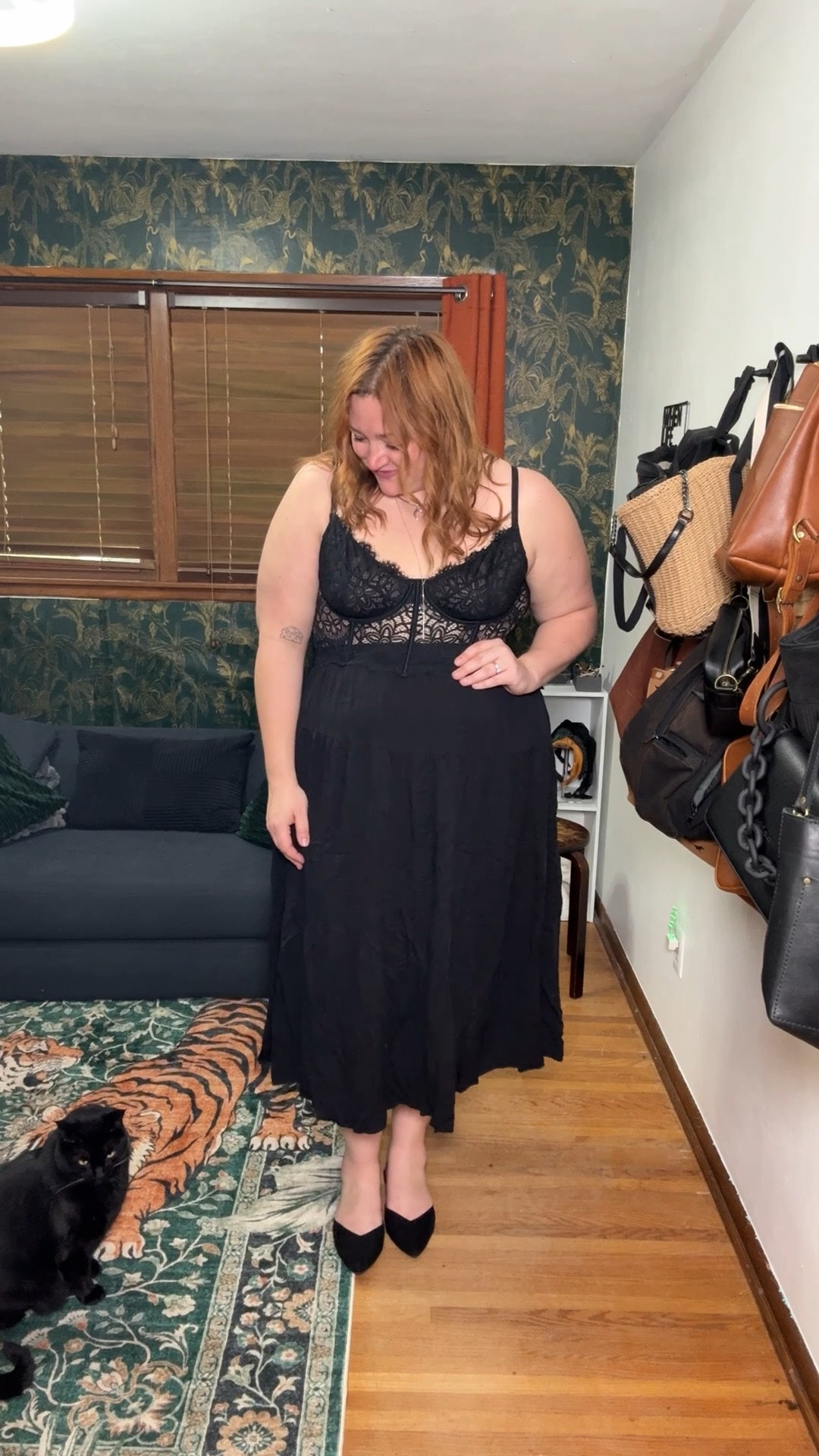 Witchy romantic look for practical magic summer

Wearing 2X bustier as a 40B size 16/18 chest
Wearing XXL skirt as a 18/20 bottom

#LTKMidsize #LTKPlusSize #LTKootd