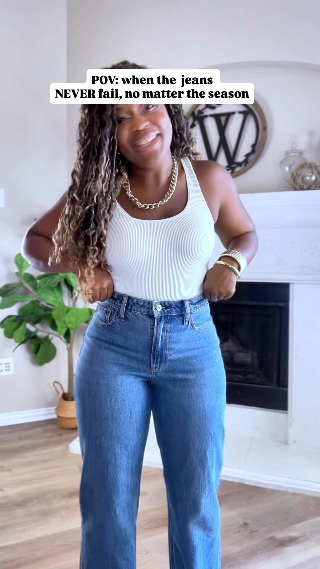 My favorite curvy wide leg high rise jeans

#LTKStyleTip