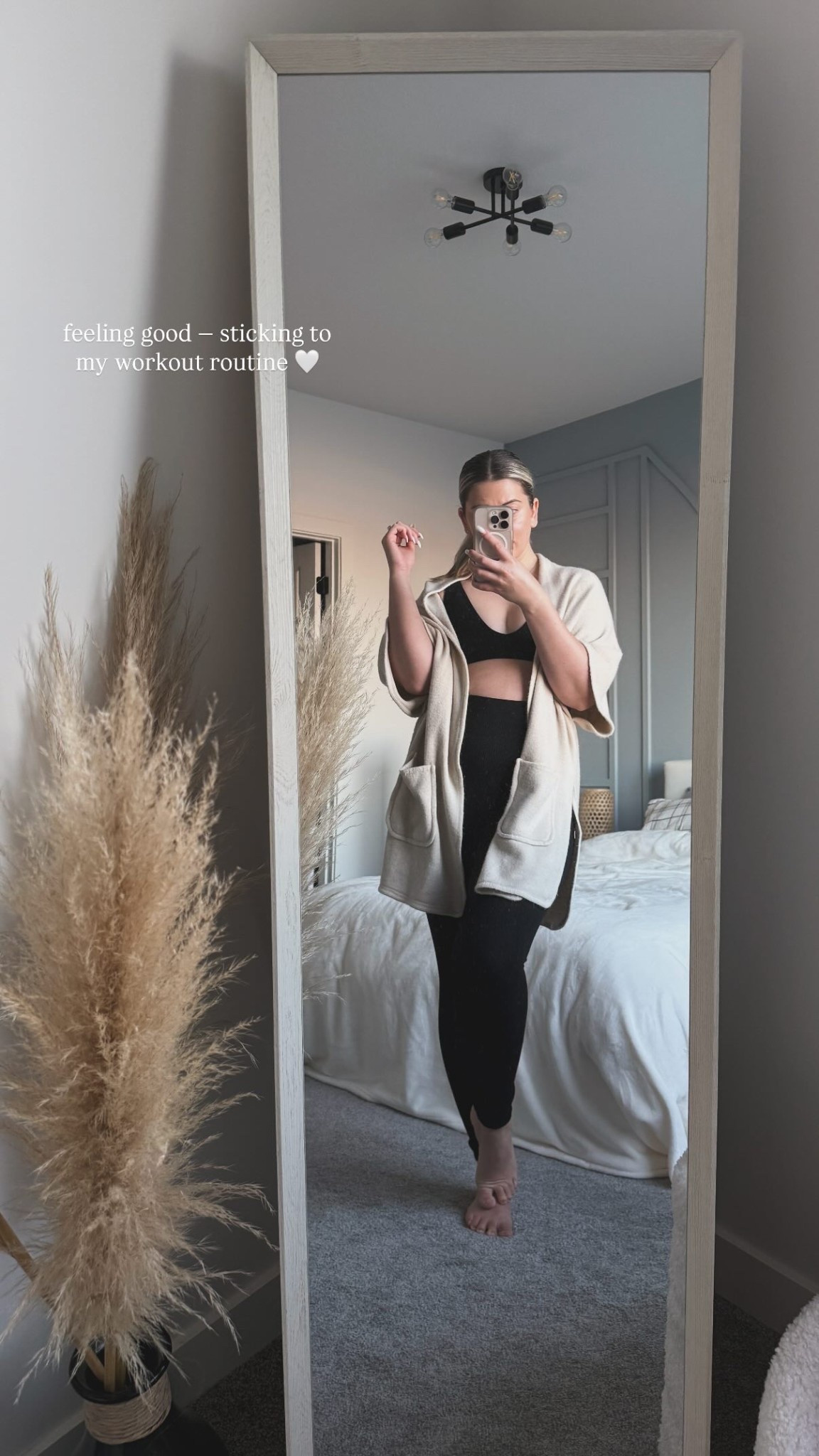 feeling good — sticking to my workout routine 🤍