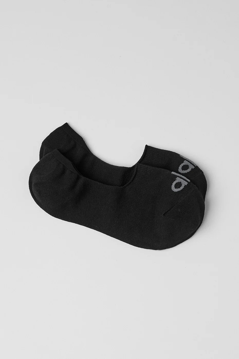 ALO | Conceal Socks in Black/Anthracite, Size: Small | Alo Yoga (US)