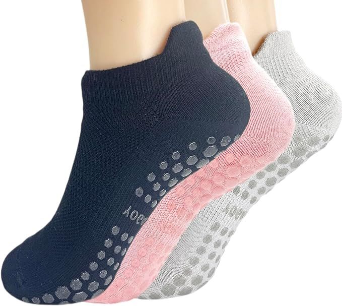 Pilates Socks for Women Non Slip Hospital Socks Yoga Socks for Women Barre Sticky Socks | Amazon (US)