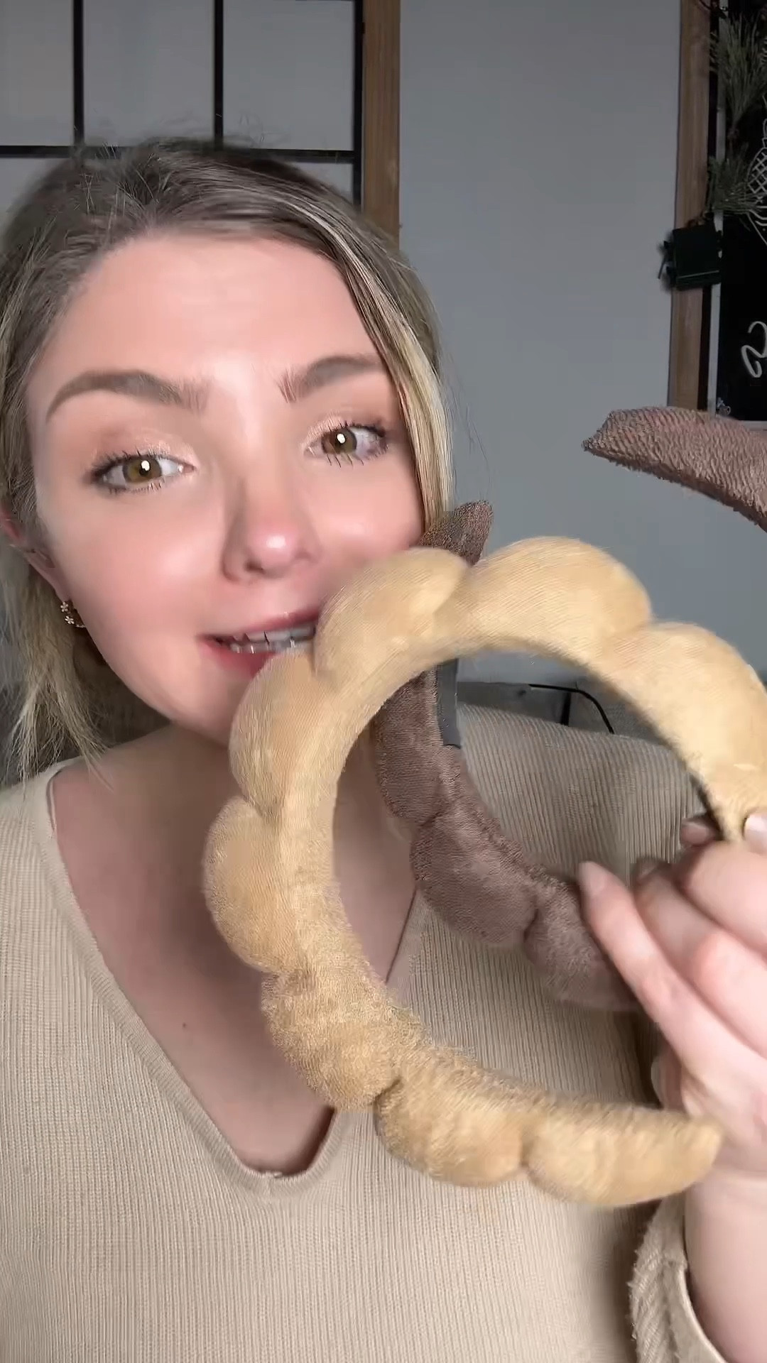 Skincare headbands are a must! 

#LTKBeauty #LTKFindsUnder50 #LTKSaleAlert