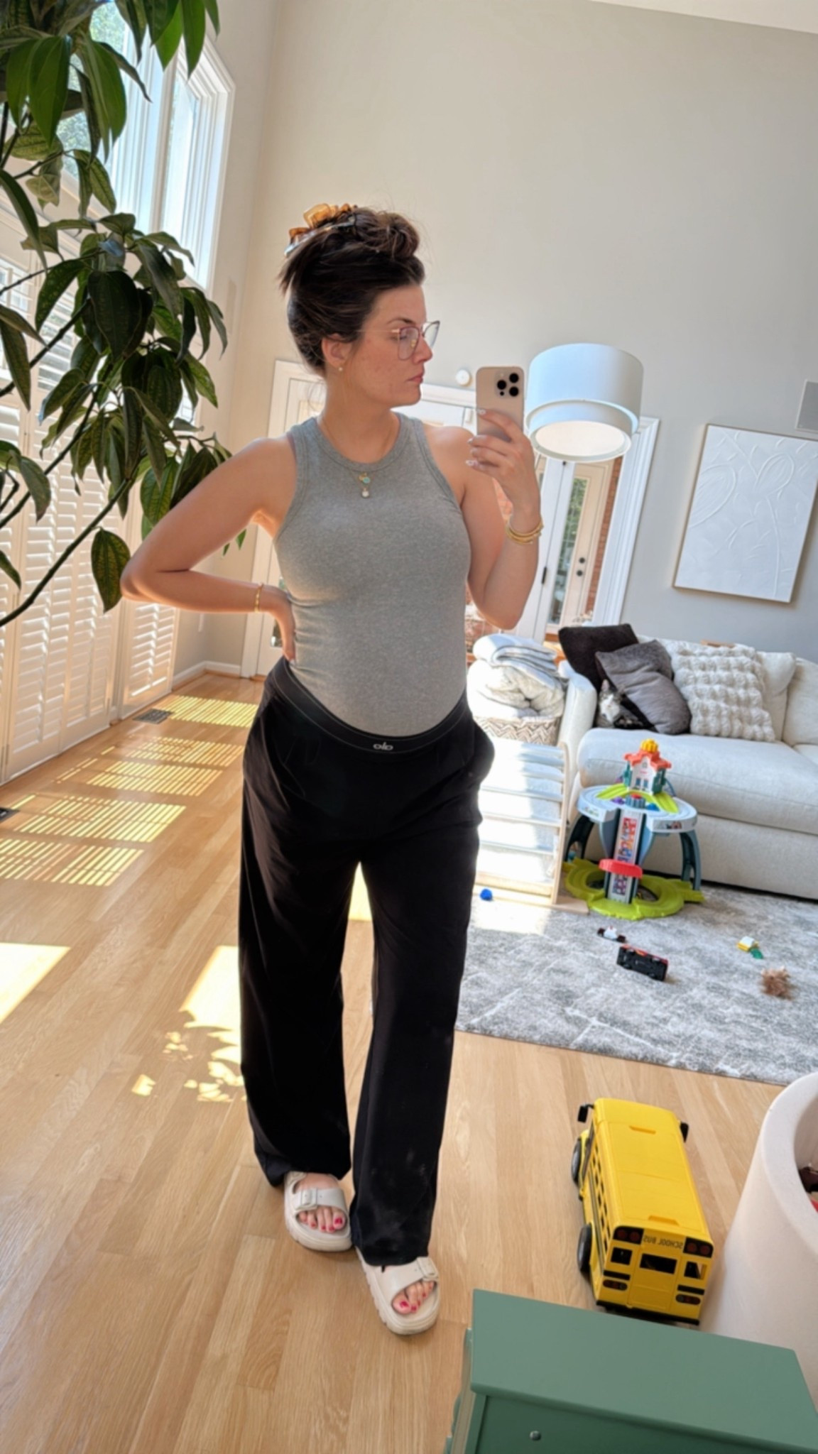 Mid size maternity fit 