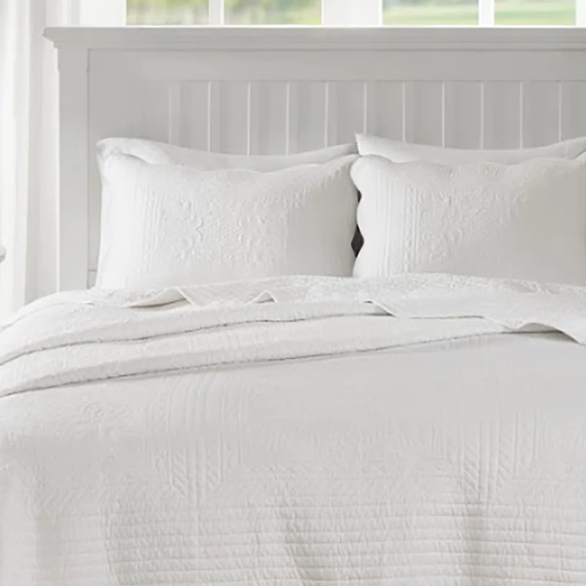 Tuscany Reversible Scalloped Edge 3 Piece Quilt Set | Wayfair North America