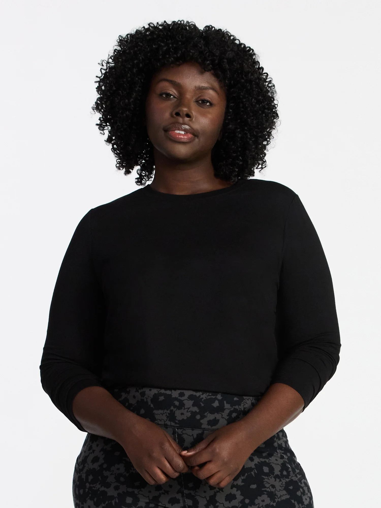 Terra & Sky Women's Plus Size Crewneck Tee with Long Sleeves, Sizes 0X-5X | Walmart (US)