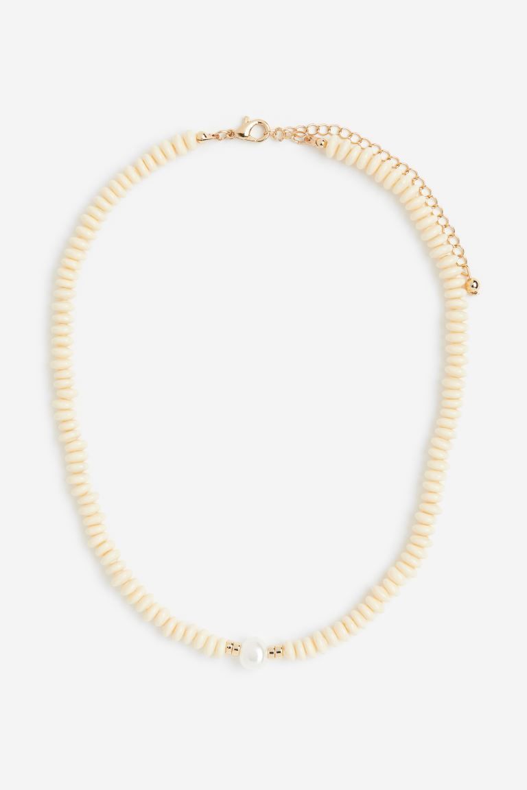 Beaded necklace | H&M (UK, MY, IN, SG, PH, TW, HK)