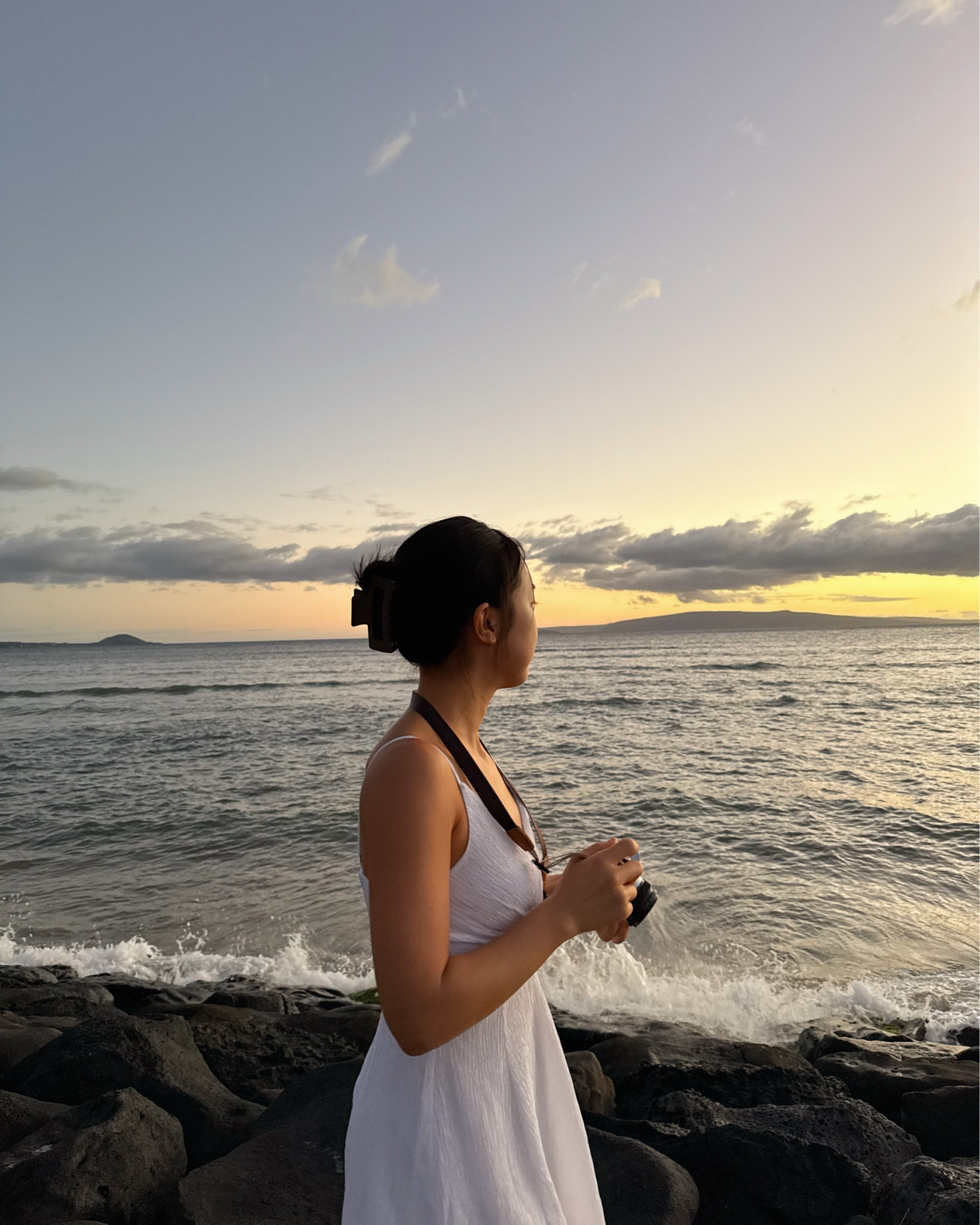 Island sunsets + film cameras 🤝🏼🙏🏻

#LTKstyletip #LTKkorea #LTKasia