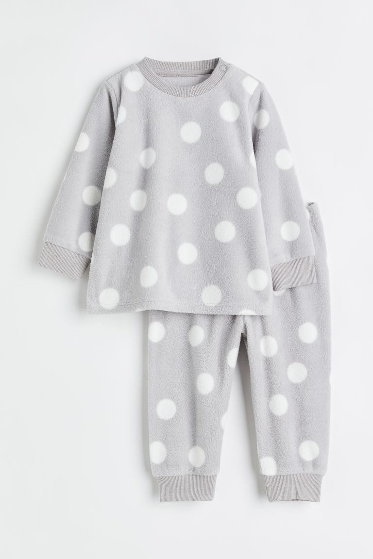 Fleece pyjamas | H&M (UK, MY, IN, SG, PH, TW, HK)