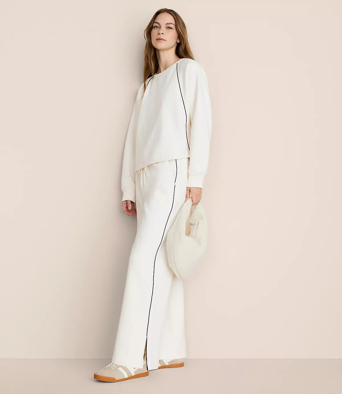 Lou & Grey Piped Elite Fleece Wide Leg Sweatpants | LOFT