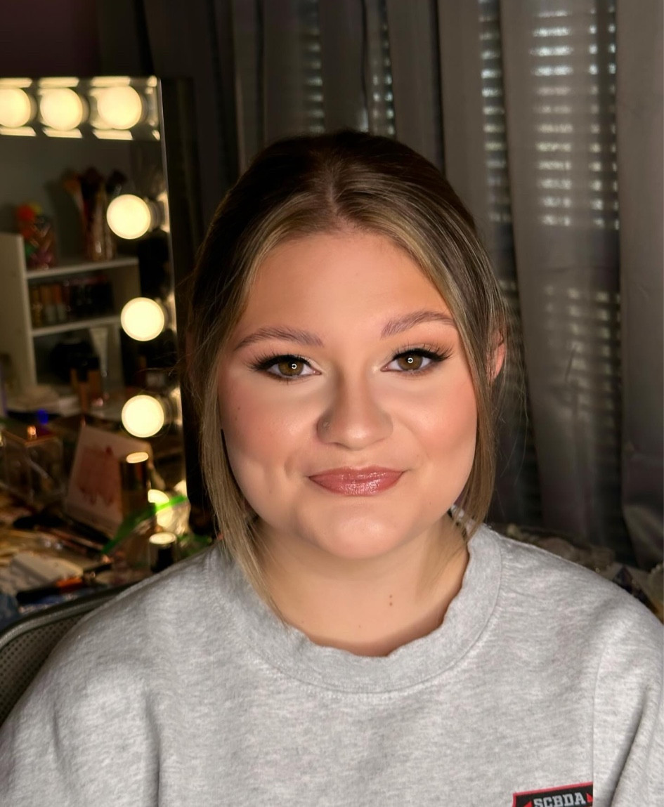 Pageant headshot glam 💋📸

#LTKMostLoved #LTKfindsunder50 #LTKbeauty