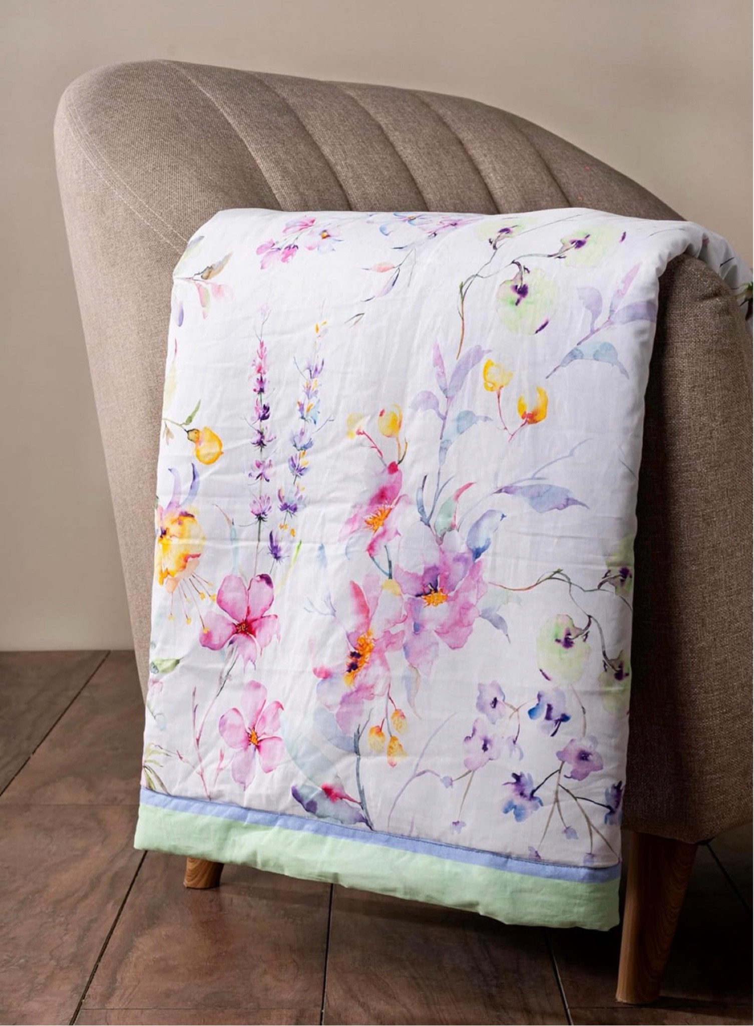 Maison d' Hermine Throw Blanket for Couch Lightweight Soft Warm Breathable Cotton Throw Blankets 

#LTKHome #LTKSaleAlert #LTKMothersDay