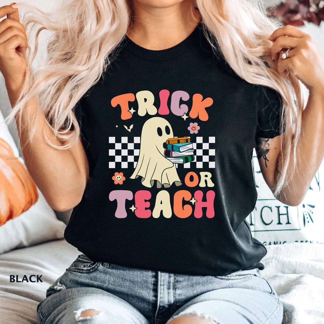 Teacher Halloween Shirt Trick or Teach Cute Vintage Graphic - Etsy | Etsy (US)
