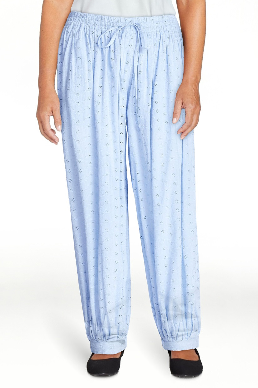 Scoop Women’s and Women's Plus Eyelet Harem Cotton Pants, Sizes XS-4X | Walmart (US)