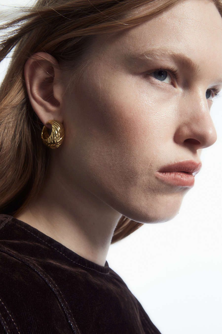 CHUNKY PLAIT HOOP EARRINGS - GOLD - Earrings - COS | COS (US)