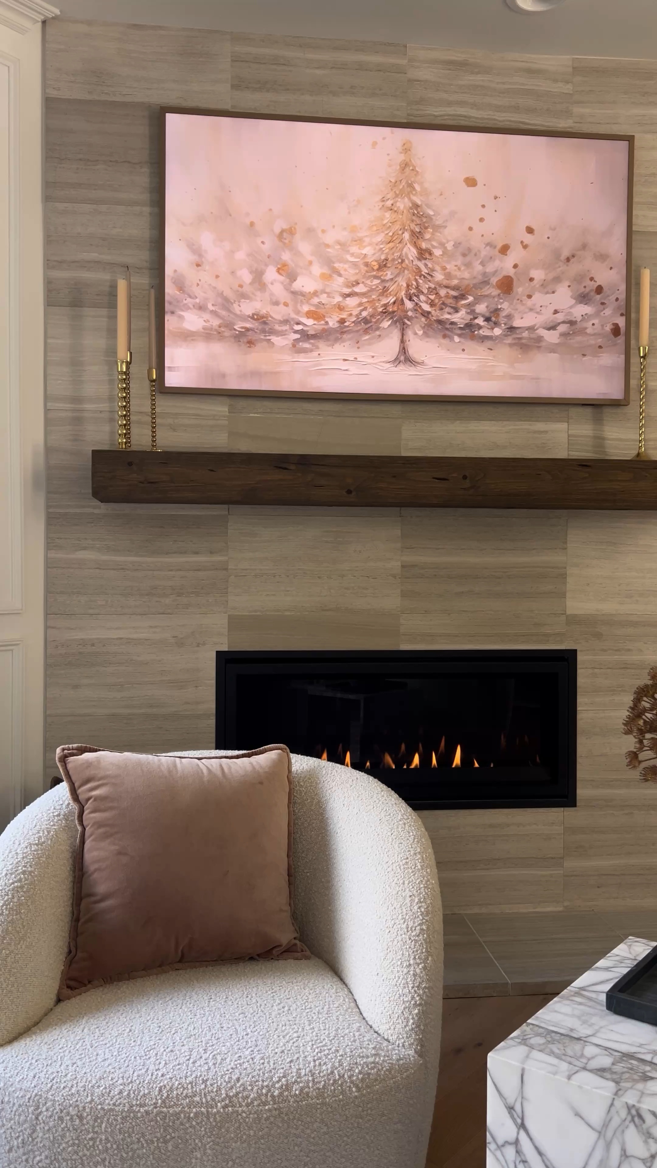 We finally completed our frame TV with this beautiful teal frame. It really gives the framed artwork look now. 

Home decor. Home accents  

#LTKVideo #LTKHoliday #LTKxPrimeDay