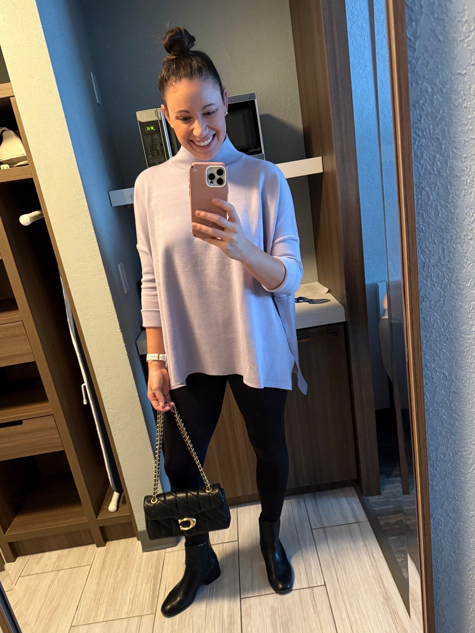 Today’s fit check! I am obsessed with a Chelsea boot and a tunic sweater for all occasions. Everything fits true to size 

#LTKgrwm #LTKootd #LTKTravel