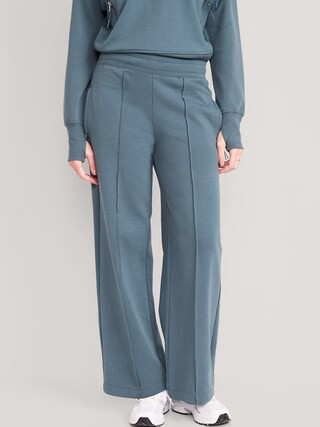 High-Waisted Dynamic Fleece Pintucked Wide-Leg Pants for Women | Old Navy (US)