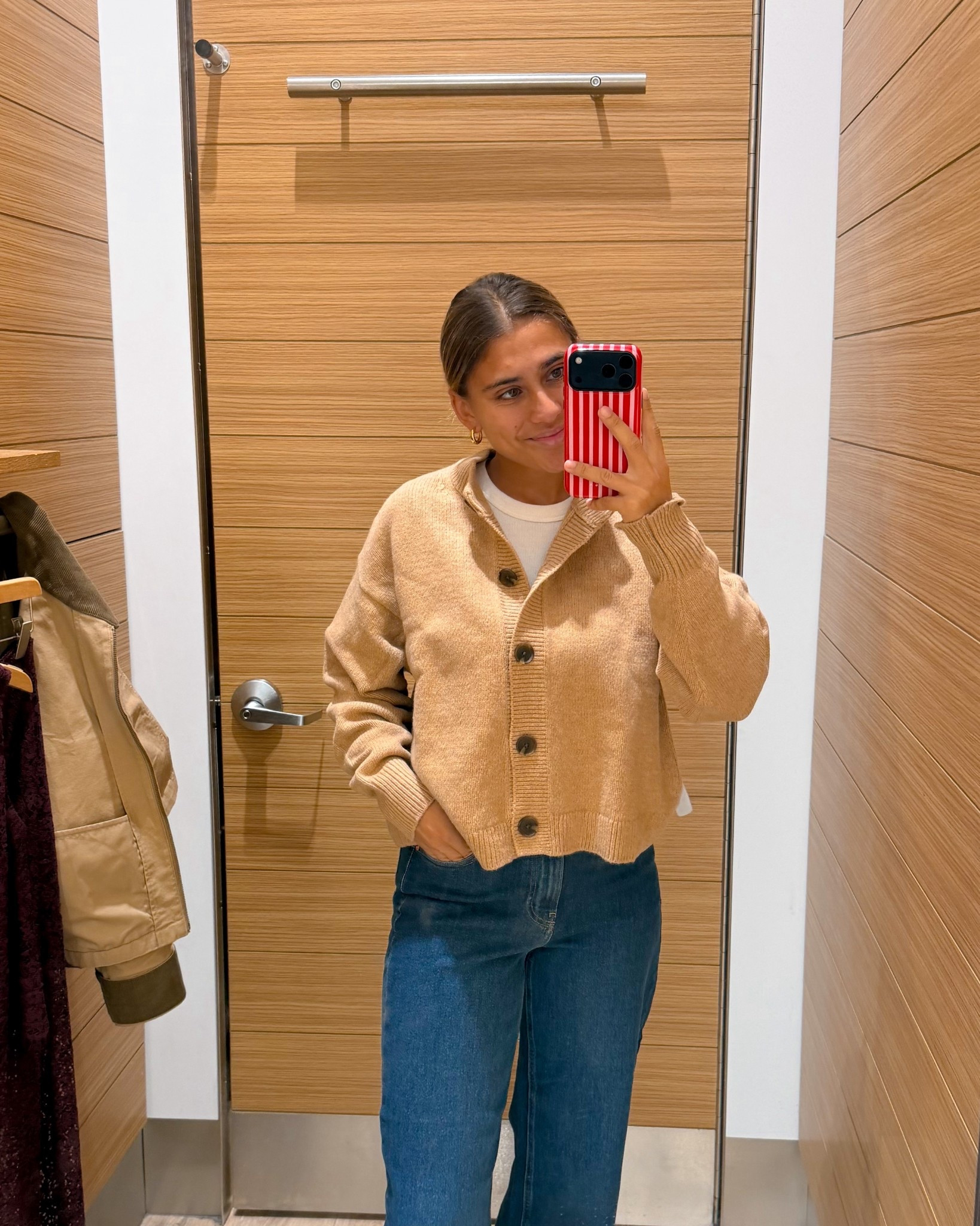 found the cutest and comfiest cardigan at gap! it’s on sale for bfcm! 

#LTKHoliday #LTKSaleAlert #LTKootd