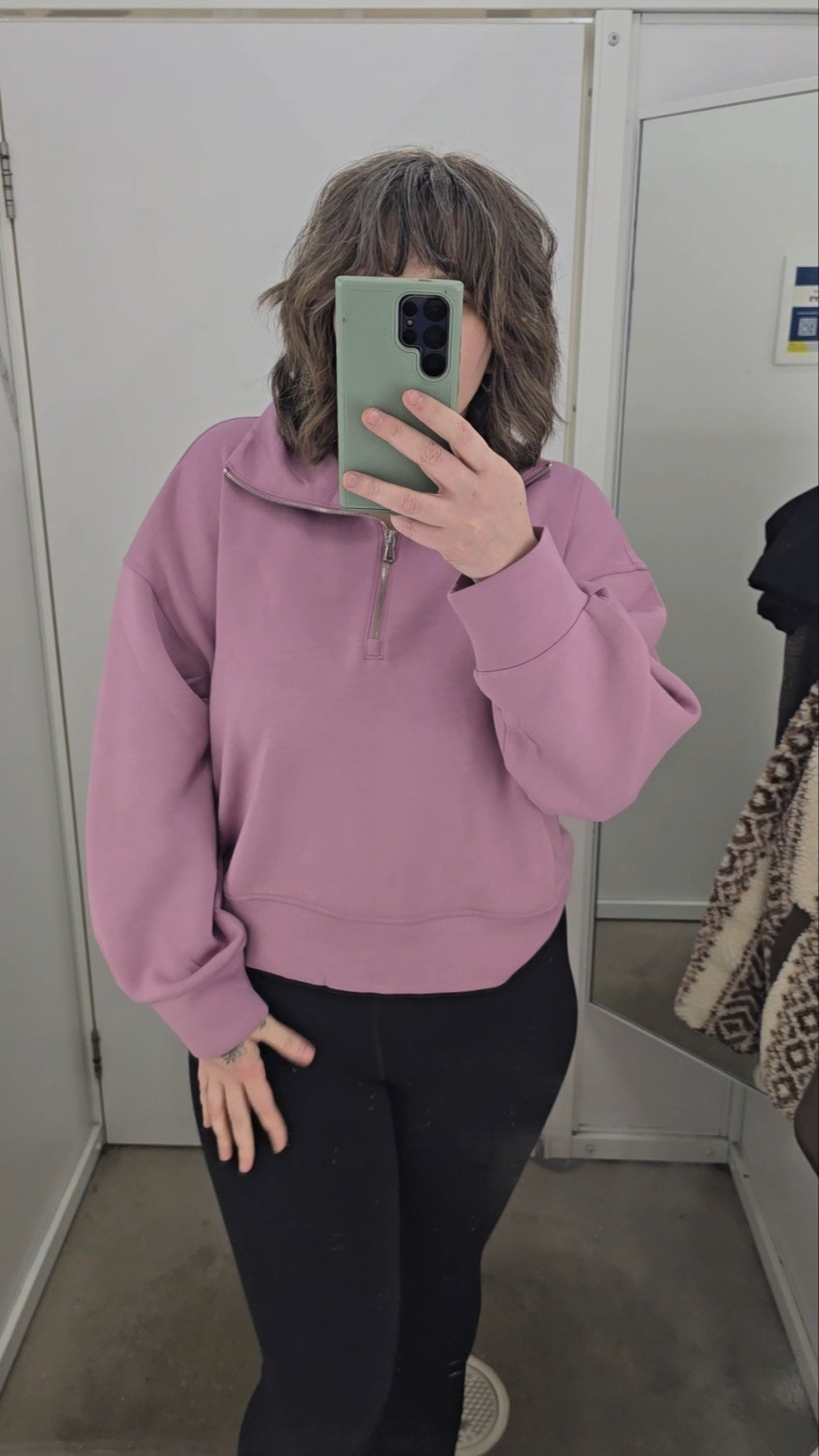 Comfy AND cute - the fall mom uniform 🍂Tried on this oversized half-zip from Old Navy and it’s giving “school drop-off but make it cozy.” Perfect with leggings, sneakers, and messy waves. Wearing size XL for that relaxed, slightly cropped fit.

#LTKcanada #LTKmidsize #LTKcurves