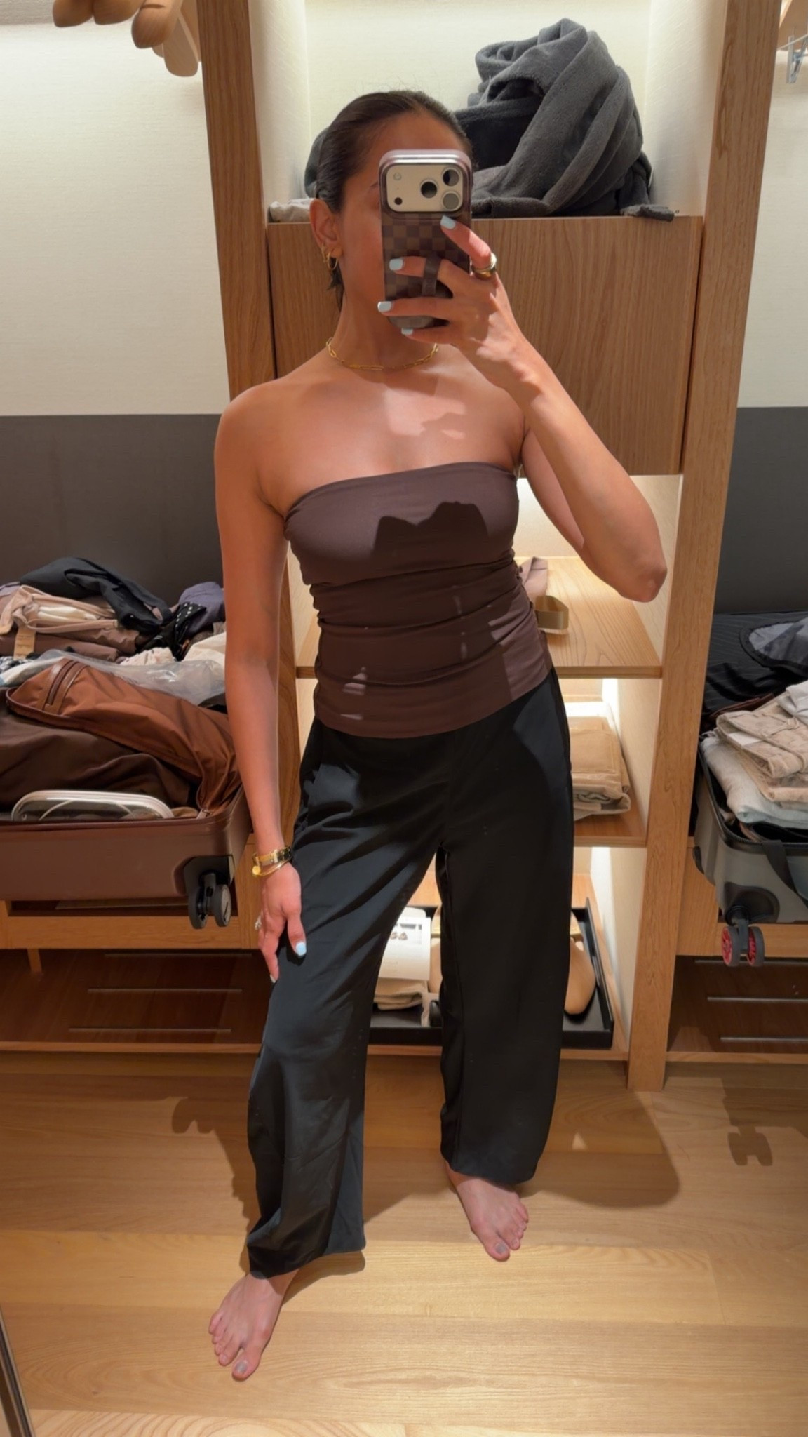 Brown tube top
Aritzia butter soft top
Barrel pants
Lightweight pants

#LTKootd #LTKSaleAlert #LTKPetite