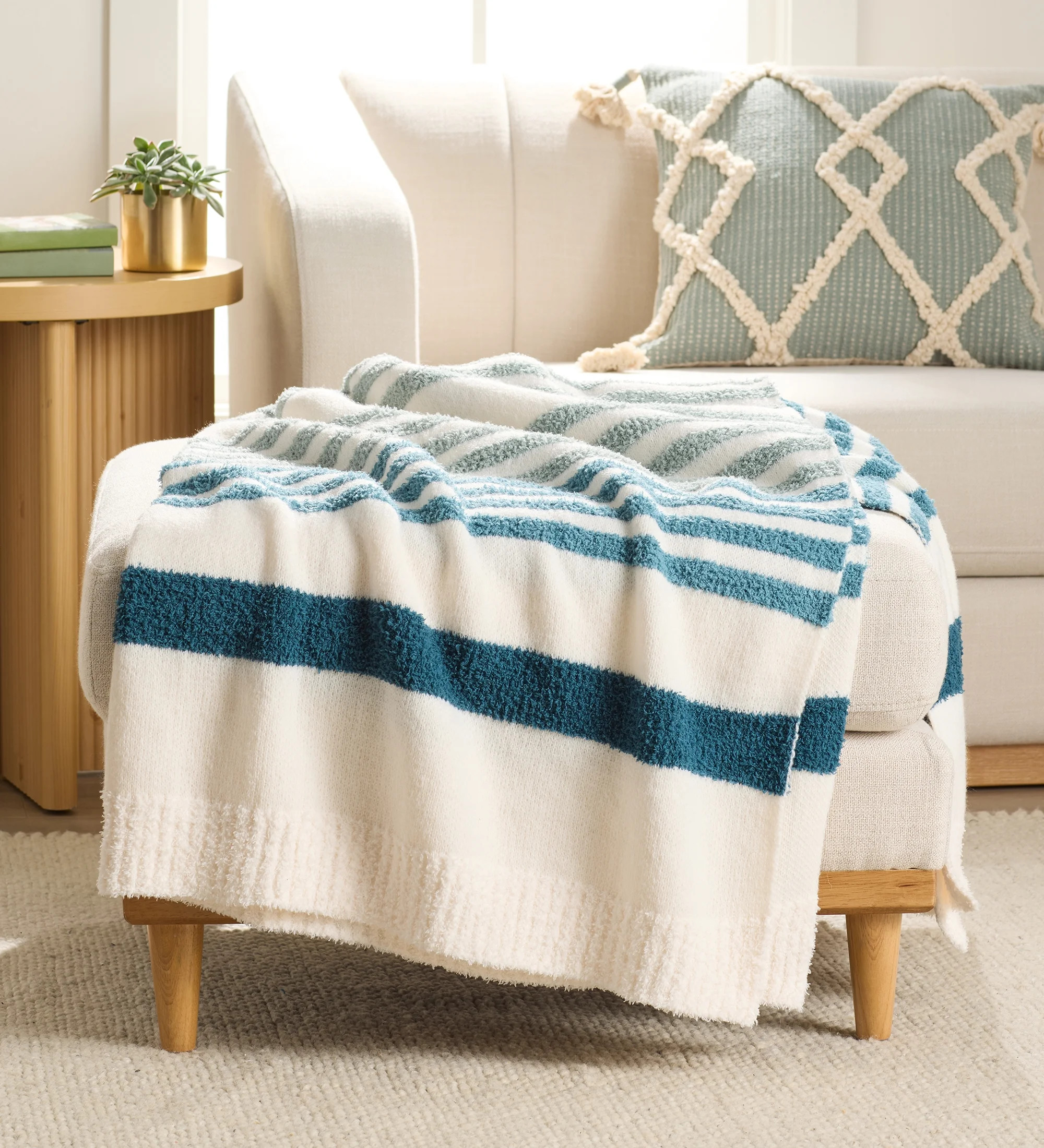 Better Homes & Gardens Cozy Knit HiLo Throw, Teal, 50x72" | Walmart (US)