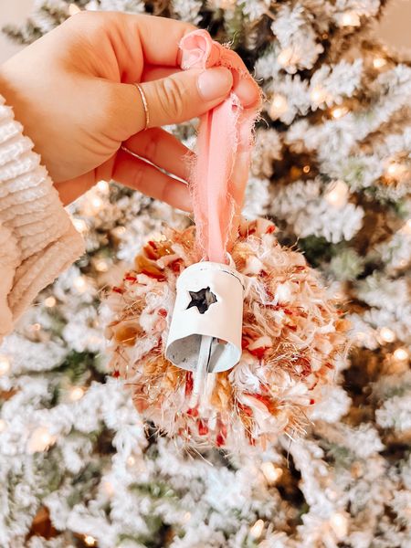 Pom Pom maker

#LTKfindsunder50 #LTKGiftGuide #LTKHoliday