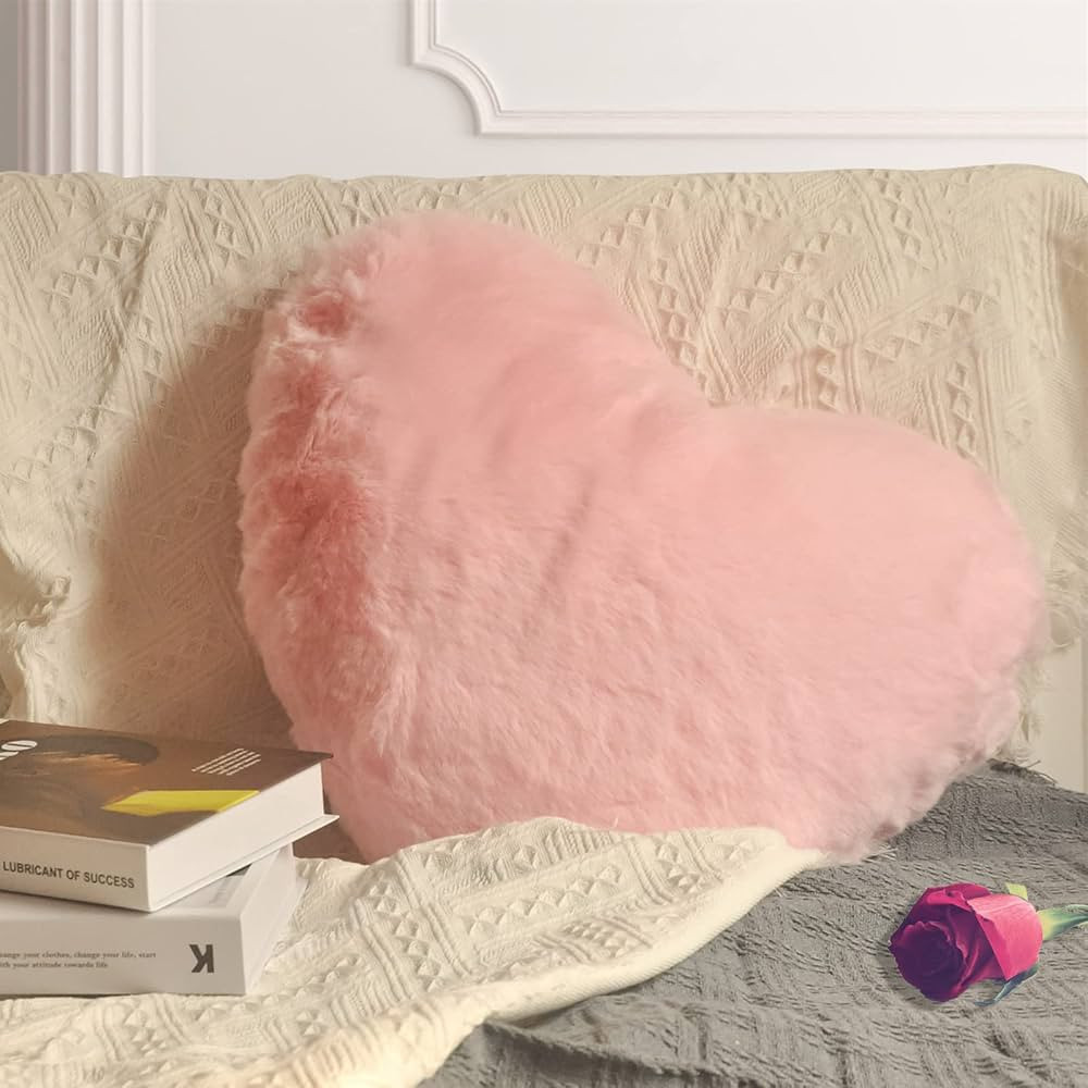 YRXRUS Heart Throw Pillows Decorative Pillows Pink Heart Shaped Valentine's Day Pillow, Love Coqu... | Amazon (US)
