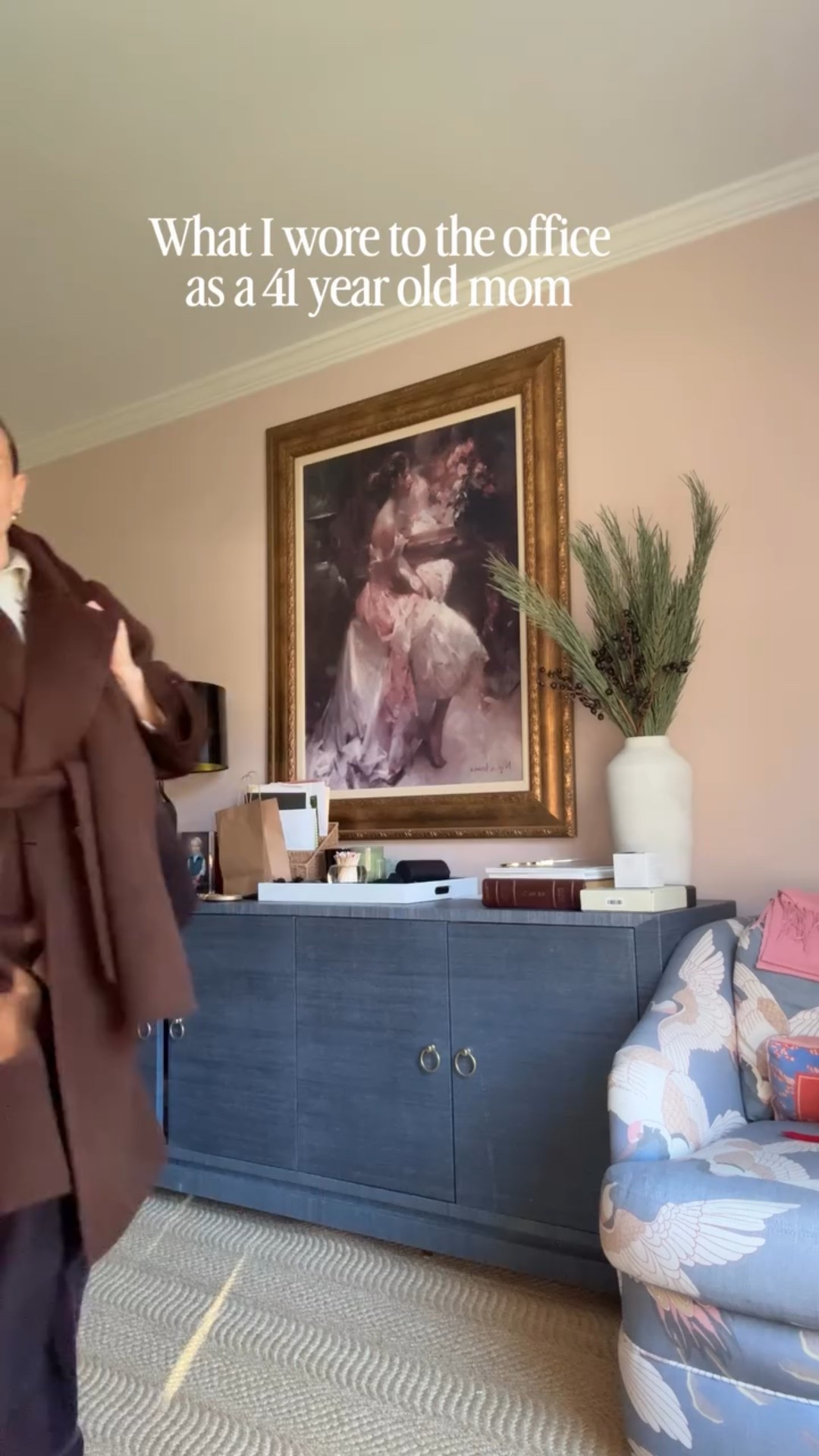 What I wore to the office when it was 30° - I love this petite scarf coat and corduroy pants, which have a stretchy waistband. These booties are by far my most worn since they go with everything and are super comfortable. 

Cords - petite small 
Sweater - XS
coat - XS
Ankle boots - TTS