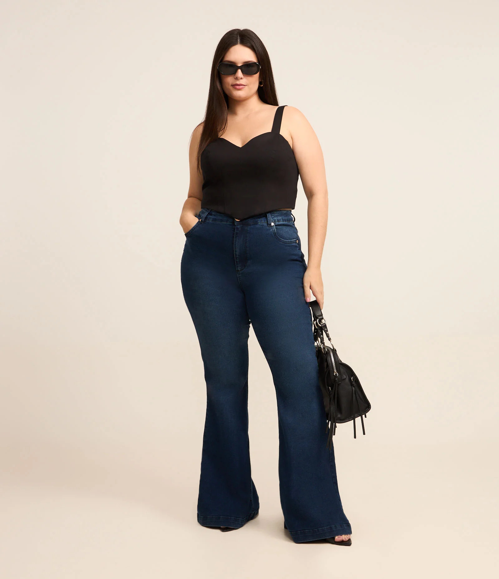Calça Flare em Jeans com Elastano Curve & Plus Size Azul - Lojas Renner | Renner (BR)