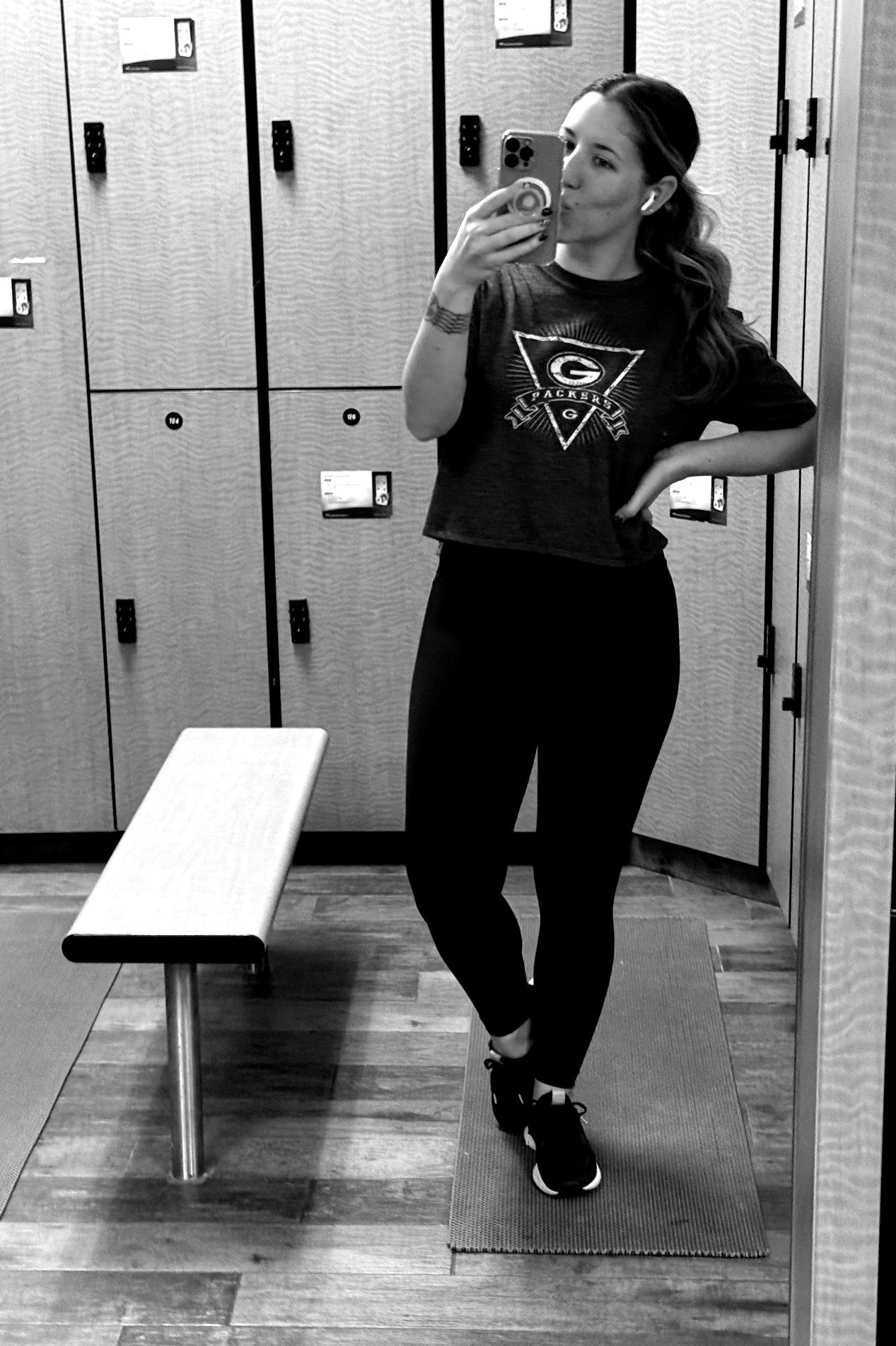 Gym day but still reppin’ my team 💚🏈 playoff weekend calls for Packers gear everywhere! 

#LTKfit #LTKathleisure #LTKstyle #LTKunder50 #WorkoutOutfit #PackersPride #GoPackGo #NFLPlayoffs #GameDayStyle #MomStyle

#LTKActive #LTKFindsUnder50 #LTKfitnessgoals
