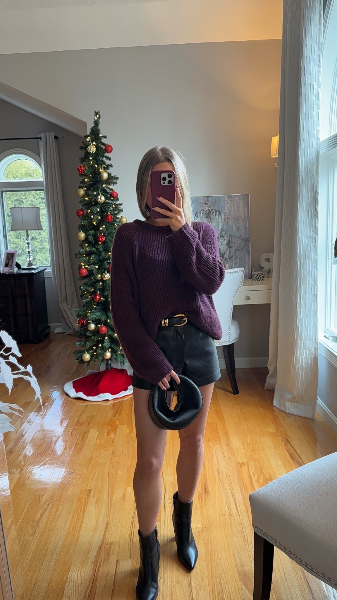 wearing an xxs in the sweater and 23 in shorts