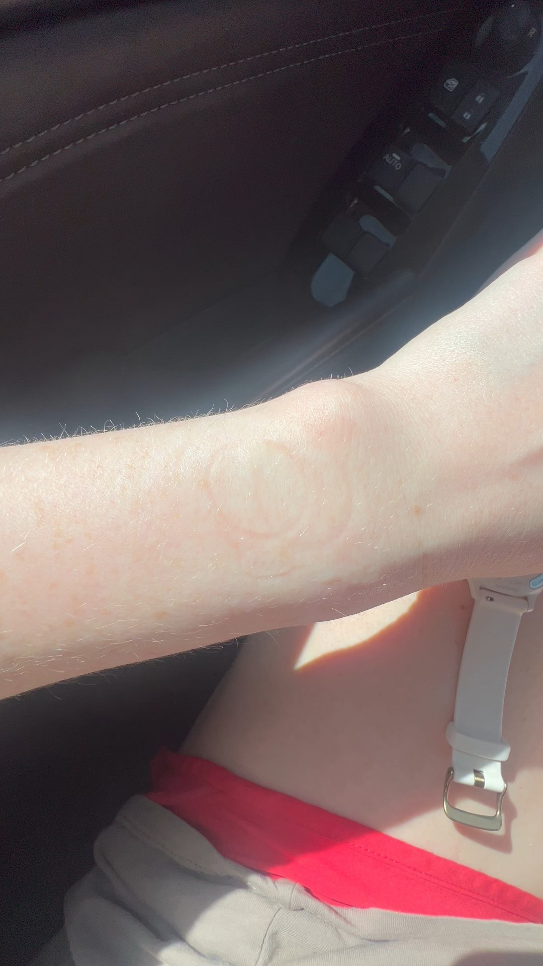 The sweat under my Garmin after a run LOL good thing it’s water resistant;)

#LTKGiftGuide #LTKActive #LTKStyleTip