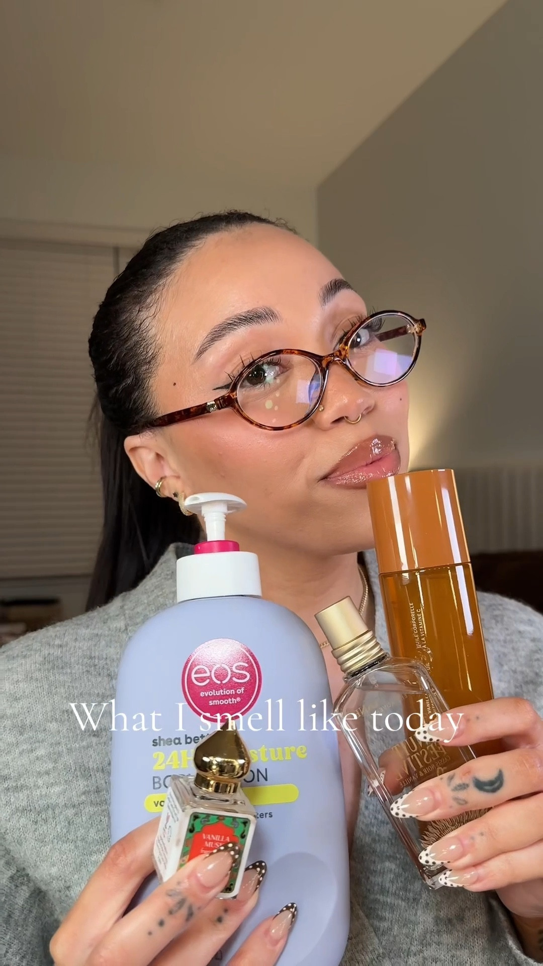 What I smell like today. Save this video for your next weekly scent inspo 🤍
@cyklarofficial @eosproducts @loccitane @nematperfumes 


#perfume #scentoftheday #vanilla #glow #cyklar #loocitane 

#LTKBeauty #LTKselfcare #LTKGiftGuide